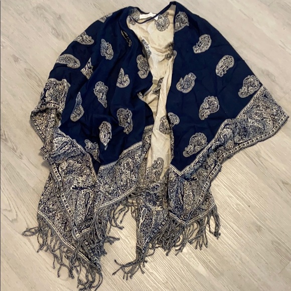 Abercrombie & Fitch Fringe Jacket Wrap Sweater - Picture 6 of 6